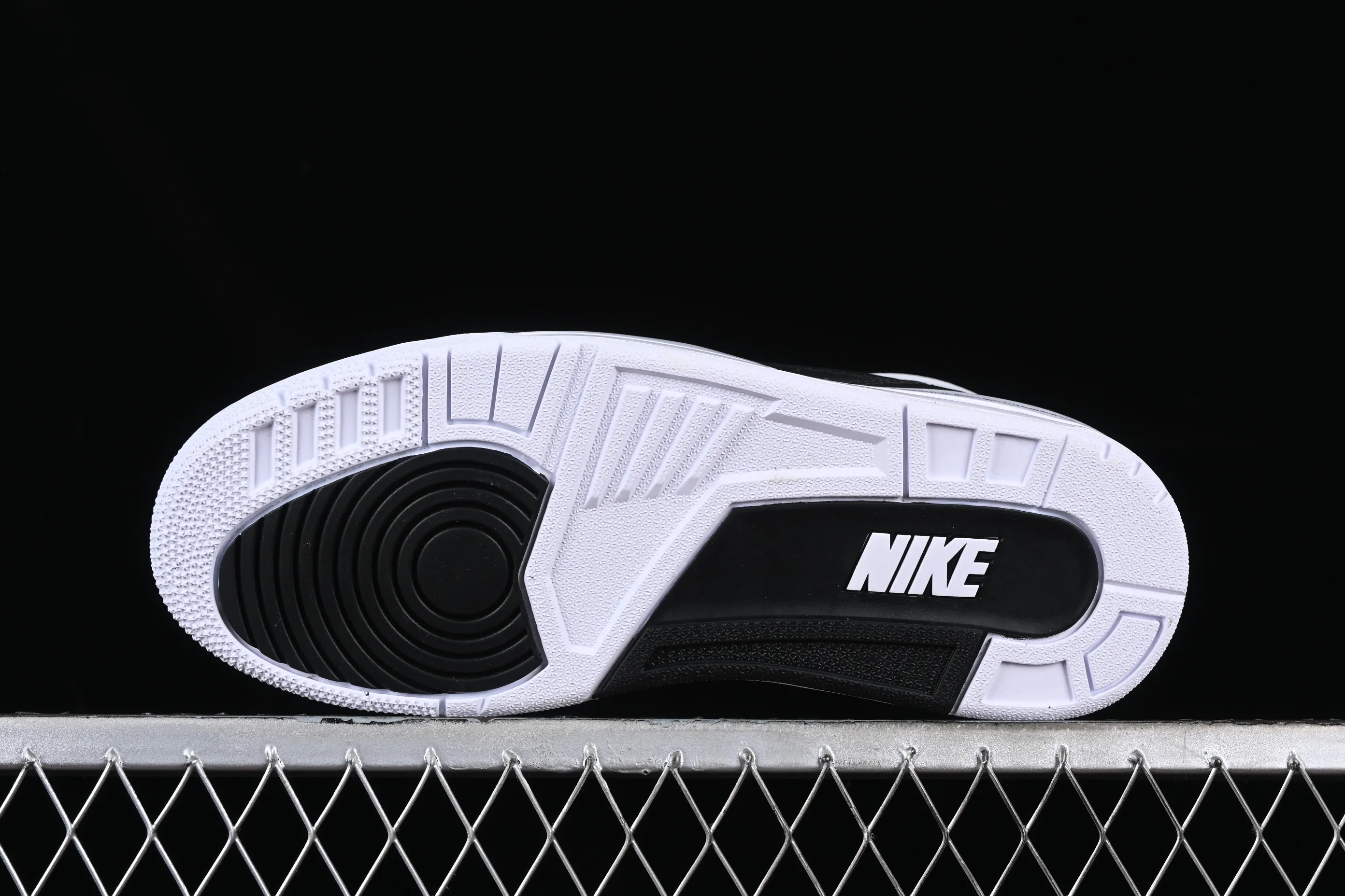 All categories Air Jordan Jordan series basketball shoes Air Jordan 3 Fragment Design x Air Jordan 3 AJ3 Joe 3 heel oxidized version Hiroshi Fujiwara co-branded DA3595-100